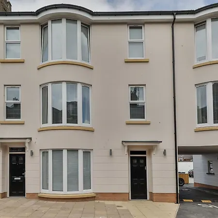 Finest Retreats - 11 Belle House