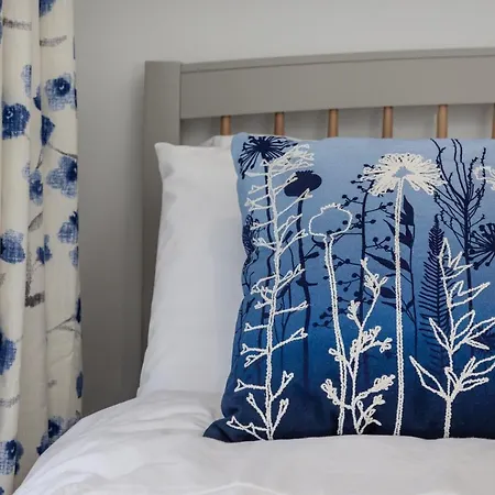 Finest Retreats - 11 Belle House 法利